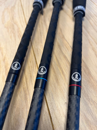 Bâtons Z-Poles Ultra-légers en Carbone - Fait Main (Édition Limitée)