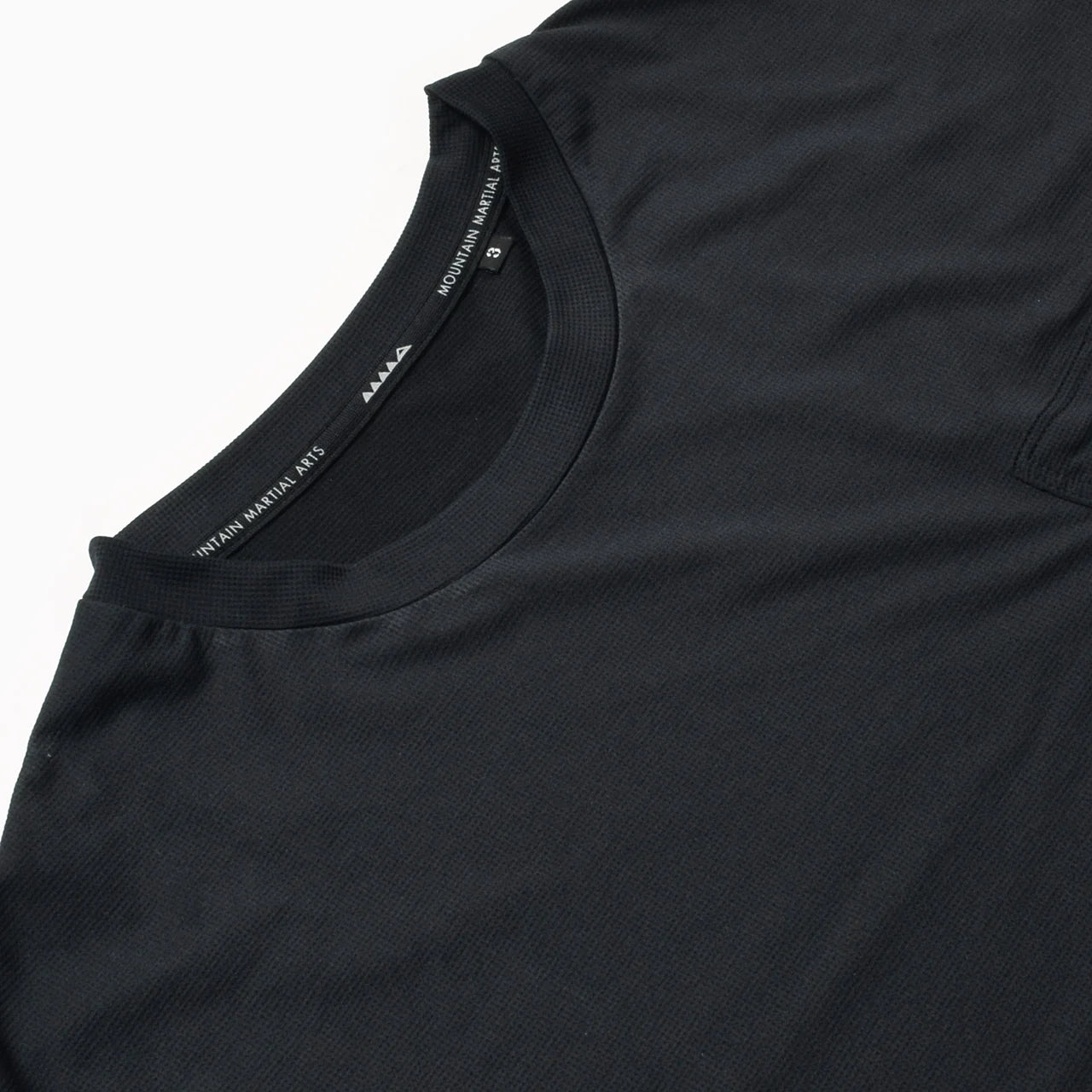 Mountain Martial Arts (MMA) - Dry Pocket Tee (Noir)