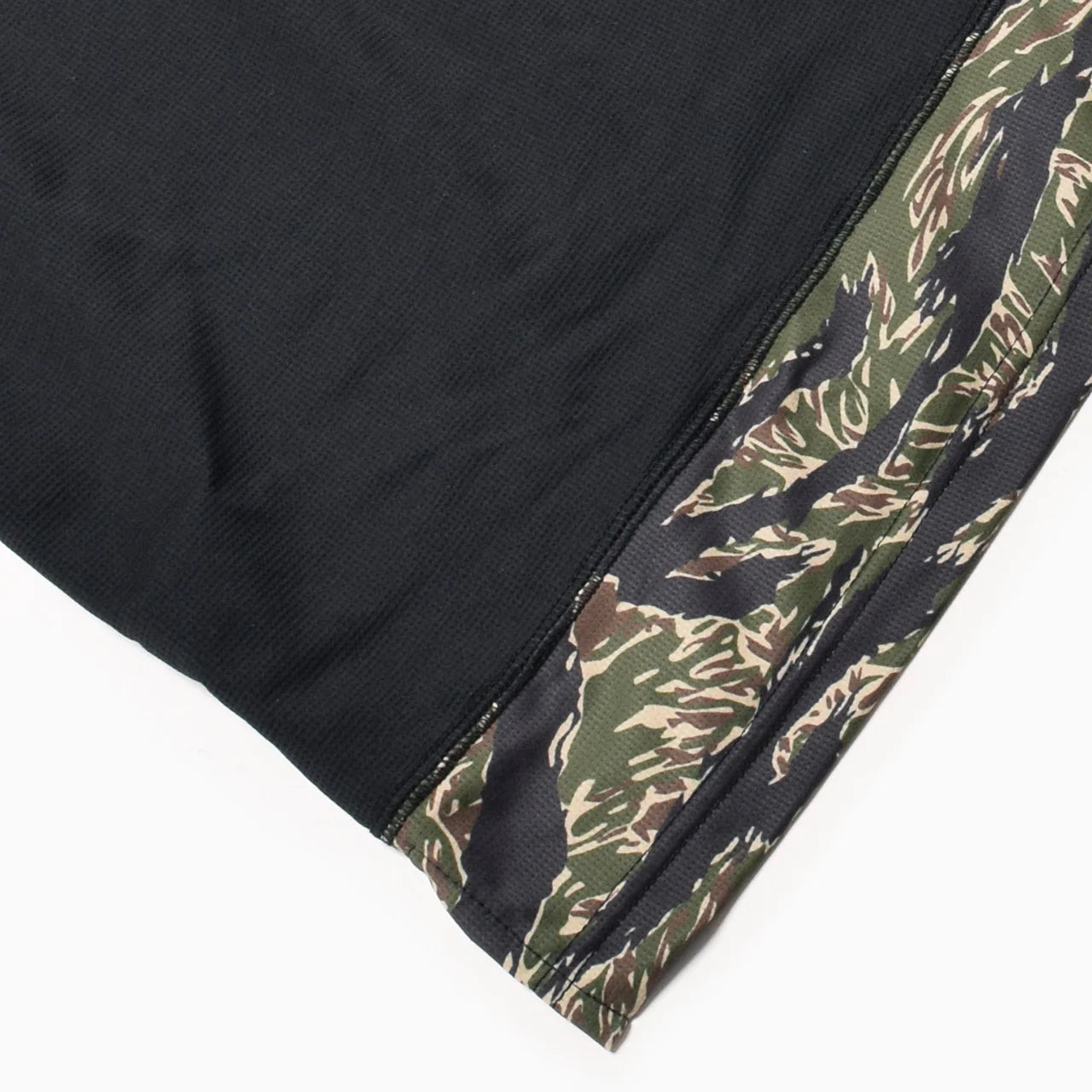 Mountain Martial Arts (MMA) - Dry Pocket Tee (Noir)