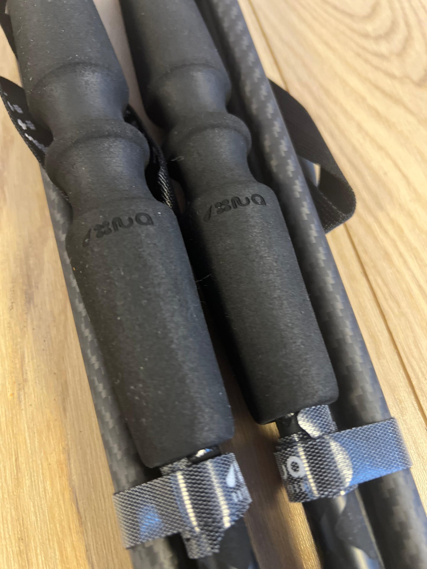 Bâtons Z-Poles Ultra-légers en Carbone - Fait Main (Édition Limitée)