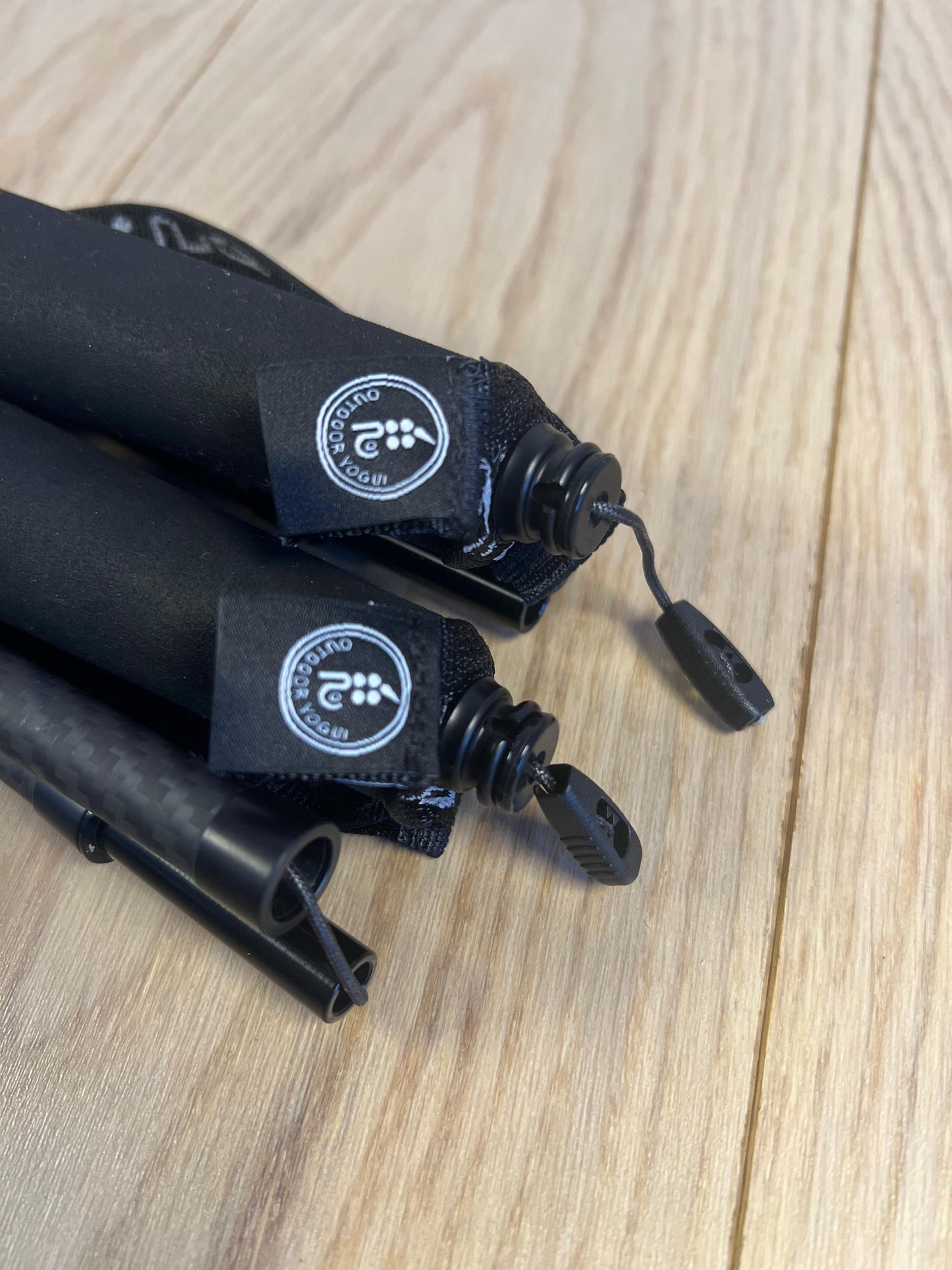 Bâtons Z-Poles Ultra-légers en Carbone - Fait Main (Édition Limitée)