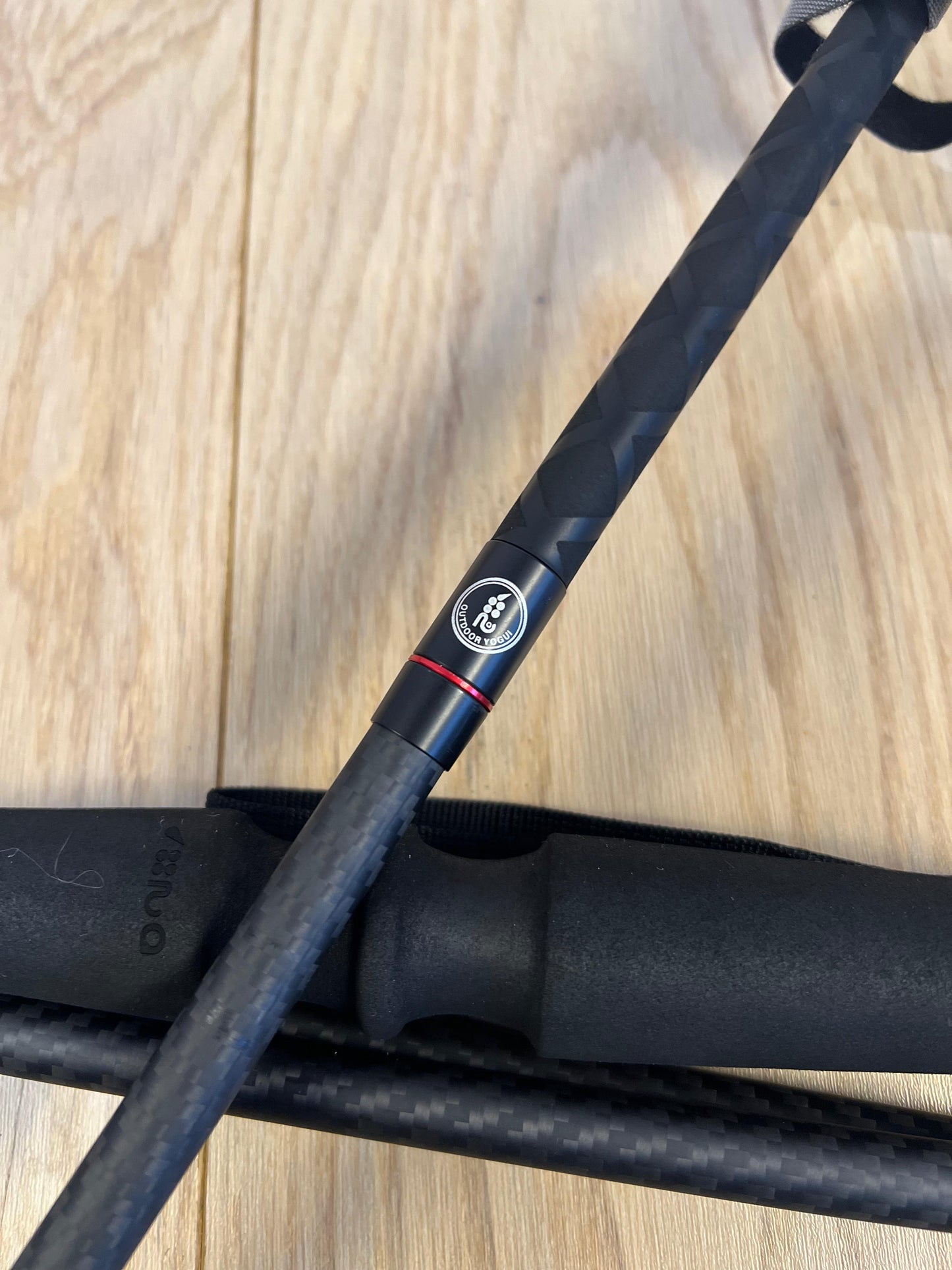 Bâtons Z-Poles Ultra-légers en Carbone - Fait Main (Édition Limitée)